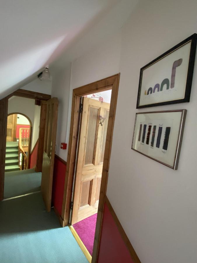 Glenan Lodge Guest House Tomatin Exterior foto